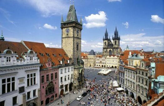 prague tours: old town square