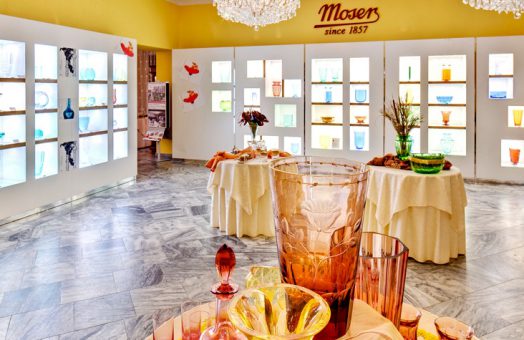 Karlovy Vary tours from Prague: Moser crystal factory