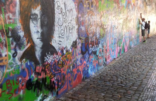 prague tours: john lennon wall