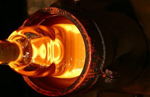 Crystal Factory tours from Prague