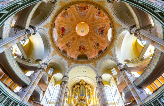 Prague to Berlin - Berlin to Prague transfers with sightseeing in Dresden