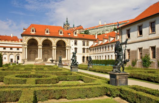 prague tours: wallenstein garden