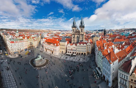 prague tours old town square