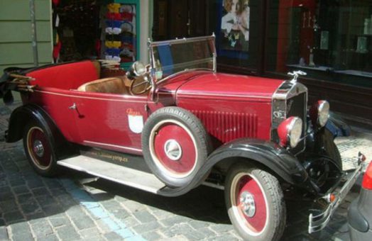 prague-vintage-car-tour