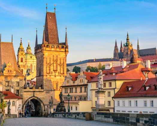 prague tours: Charles Bridge and Prague Castle